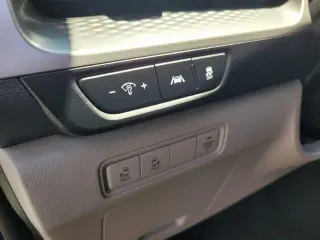 Kia Carnival 2023 LX 4dr Mini-Van