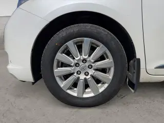 Toyota Sienna 2017 AWD XLE 7-Passenger 4dr Mini-Van