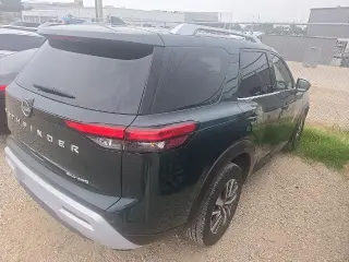 Nissan Pathfinder 2025 AWD SL 4dr SUV