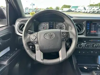 Toyota Tacoma 2017 4x4 TRD Pro 4dr Double Cab 5.0 ft SB 6A