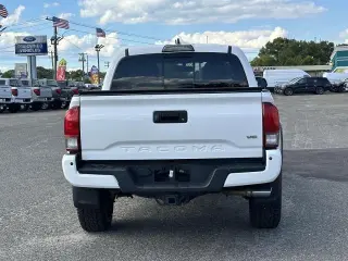 Toyota Tacoma 2017 4x4 TRD Pro 4dr Double Cab 5.0 ft SB 6A