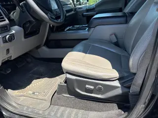 Ford F-250 Super Duty 2019 4x4 King Ranch 4dr Crew Cab 6.8 ft. SB Pickup