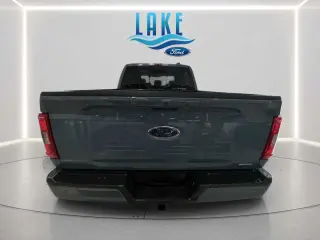 Ford F-150 2023 4x4 XL 4dr SuperCrew 5.5 ft. SB