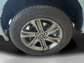 Ford F-150 2023 4x4 XL 4dr SuperCrew 5.5 ft. SB