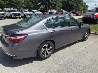 Honda Accord 2016 LX 4dr Sedan CVT
