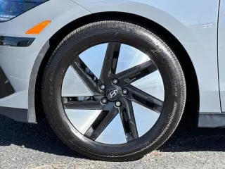 Hyundai IONIQ 6 2024 SE 4dr Sedan