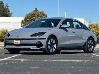 Hyundai IONIQ 6 2024 SE 4dr Sedan