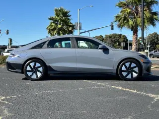 Hyundai IONIQ 6 2024 SE 4dr Sedan