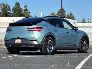 Genesis GV60 2023 AWD Advanced 4dr SUV
