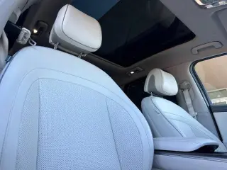 Genesis GV60 2023 AWD Advanced 4dr SUV