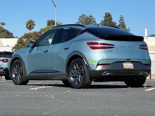 Genesis GV60 2023 AWD Advanced 4dr SUV