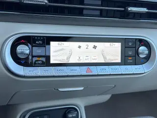 Genesis GV60 2023 AWD Advanced 4dr SUV