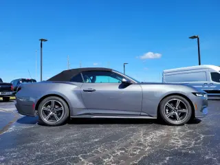 Ford Mustang 2024 EcoBoost 2dr Convertible