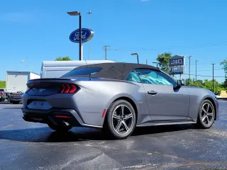 Ford Mustang 2024 EcoBoost 2dr Convertible