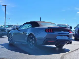 Ford Mustang 2024 EcoBoost 2dr Convertible