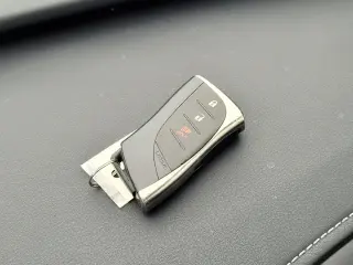 Lexus UX 250h 2019 AWD 4dr Crossover