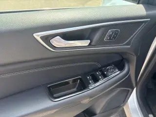 Ford Edge 2016 Titanium 4dr Crossover