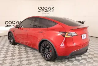 Tesla Model Y 2023 AWD Performance 4dr Crossover