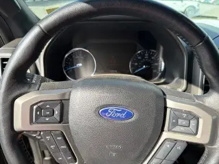 Ford Expedition 2021 4x4 XLT 4dr SUV