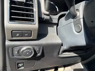 Ford Expedition 2021 4x4 XLT 4dr SUV