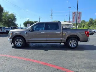 Ford F-150 2022 4x2 XL 4dr SuperCrew 5.5 ft. SB