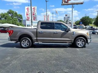 Ford F-150 2022 4x2 XL 4dr SuperCrew 5.5 ft. SB