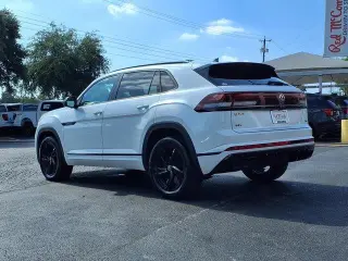 Volkswagen Atlas Cross Sport 2025 AWD SEL R-Line Black 4Motion 4dr SUV