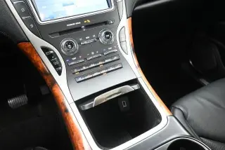 Lincoln Nautilus 2020 AWD Reserve 4dr SUV