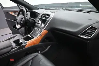 Lincoln Nautilus 2020 AWD Reserve 4dr SUV