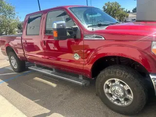 Ford F-250 Super Duty 2016 4x4 King Ranch 4dr Crew Cab 6.8 ft. SB Pickup