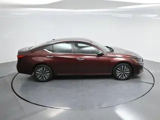 Nissan Altima 2024 2.5 SV 4dr Sedan