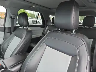Ford Explorer 2022 AWD XLT 4dr SUV