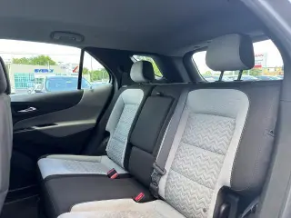Chevrolet Equinox 2022 4x4 LS 4dr SUV w/1FL