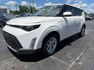 Kia Soul 2023 S 4dr Crossover