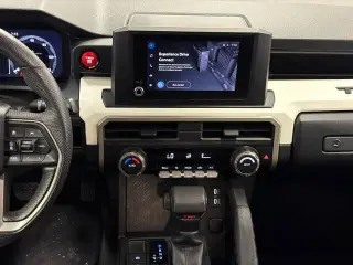Toyota Tacoma 2024 4x4 SR5 4dr Double Cab 5.0 ft SB