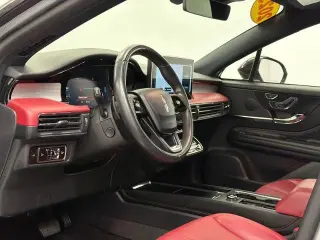 Lincoln Corsair 2023 AWD Reserve 4dr SUV