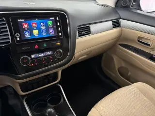 Mitsubishi Outlander 2017 AWD SE 4dr SUV