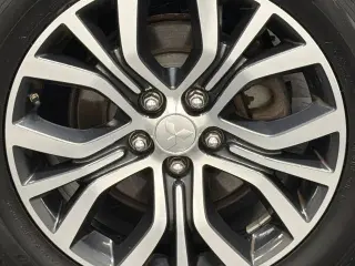 Mitsubishi Outlander 2017 AWD SE 4dr SUV