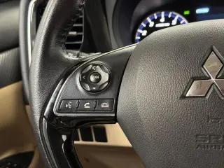 Mitsubishi Outlander 2017 AWD SE 4dr SUV