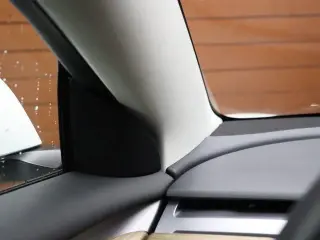Tesla Model 3 2023 4dr Sedan