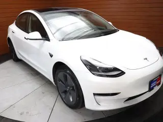 Tesla Model 3 2023 4dr Sedan
