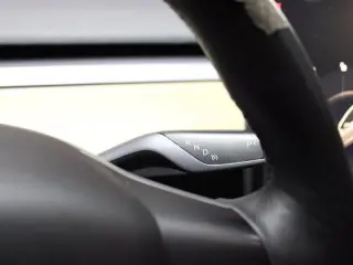 Tesla Model 3 2023 4dr Sedan