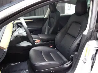 Tesla Model 3 2023 4dr Sedan