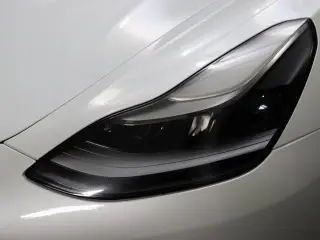 Tesla Model 3 2023 4dr Sedan