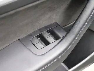 Tesla Model 3 2023 4dr Sedan