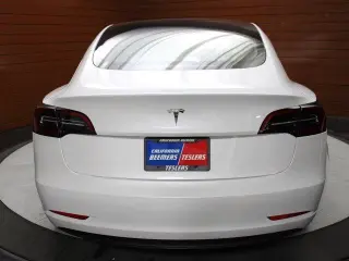 Tesla Model 3 2023 4dr Sedan
