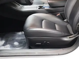 Tesla Model 3 2023 4dr Sedan