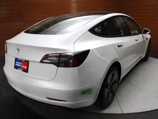 Tesla Model 3 2023 4dr Sedan