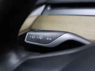 Tesla Model 3 2023 4dr Sedan