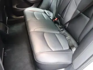 Tesla Model 3 2023 4dr Sedan